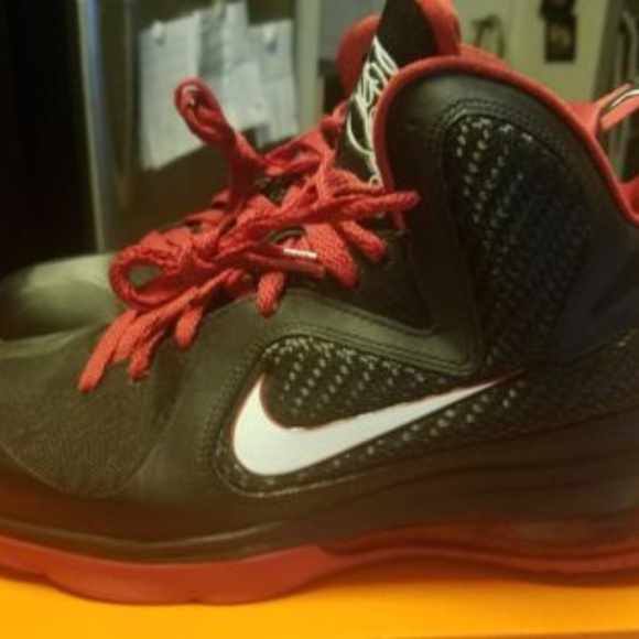 lebron shoes kids brown